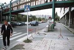 P�echody ve stavb� byly ��dn� ozna�eny teprve po urgenc�ch.