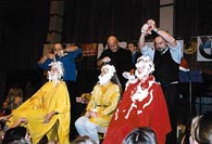 State�n� dobrovolnice z �ad maminek trp�ly pod n�nosy �leha�ky, do�kaly se v�ak bohat�ch odm�n.