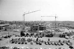 V na�em okol� se st�le n�co stav� a buduje. Nen� divu, praha 13 je i d�ky sv� dopravn� a jin� infrastruktu�e jednou z hlavn�ch rozvojov�ch lokalit metropole.