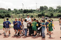 Trojn�sobn� v�t�z olympijsk�ch her a rovn� dr�itel t�� zlat�ch medail� z mistrovstv� sv�ta v oble�en� sv�ch obdivovatel�