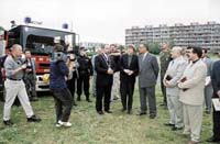 Al-Mohaya (v �ed�m saku a s rukama za z�dy) projevil z�jem o n�kup podobn�ho trena��ru i pro pot�eby saudskoarabsk� arm�dy