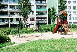 �ten��i by v�ce rozpo�tov�ch pen�z sm��ovali na d�ti, ml�de� a zele�, v t�sn�m z�v�su se um�stil boj s kriminalitou