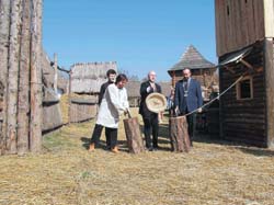 Slavnostn� odseknut� knofl�ku, kter� m� Tule�im ve znaku