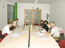 Mimo jin� p��pravou t�to akce se zab�valo pracovn� jedn�n� dne 12. z���, svolan� z�stupcem starosty Petrem Weberem, za ��asti p�edsedkyn� Prosazu Ivety Pe�kov�, p�edsedy soci�ln� a zdravotn� komise Eduarda �vehly, �editelky St�ediska soci�ln�ch slu�eb Prahy 13 Heleny �eli�ov� a tajemnice ��adu Kate�iny �ern�.